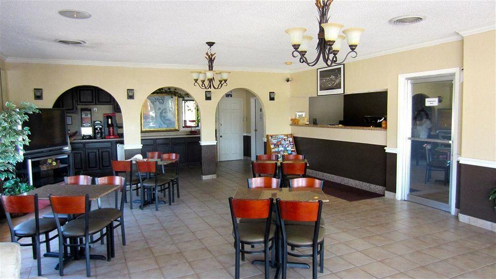 Americas Best Value Inn & Suites Brenham Dış mekan fotoğraf