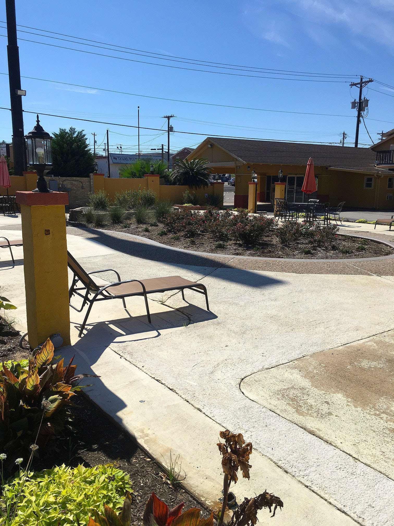 Americas Best Value Inn & Suites Brenham Dış mekan fotoğraf