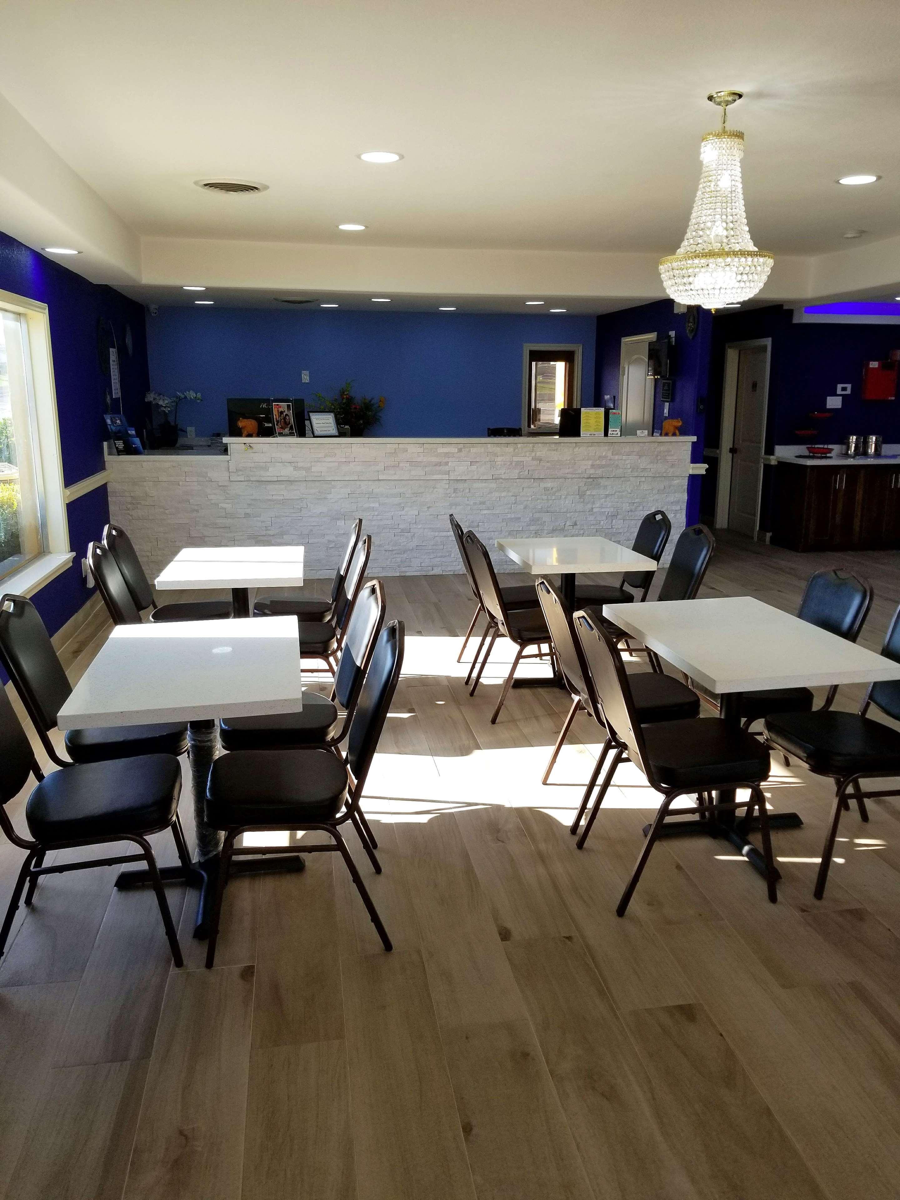 Americas Best Value Inn & Suites Brenham Dış mekan fotoğraf
