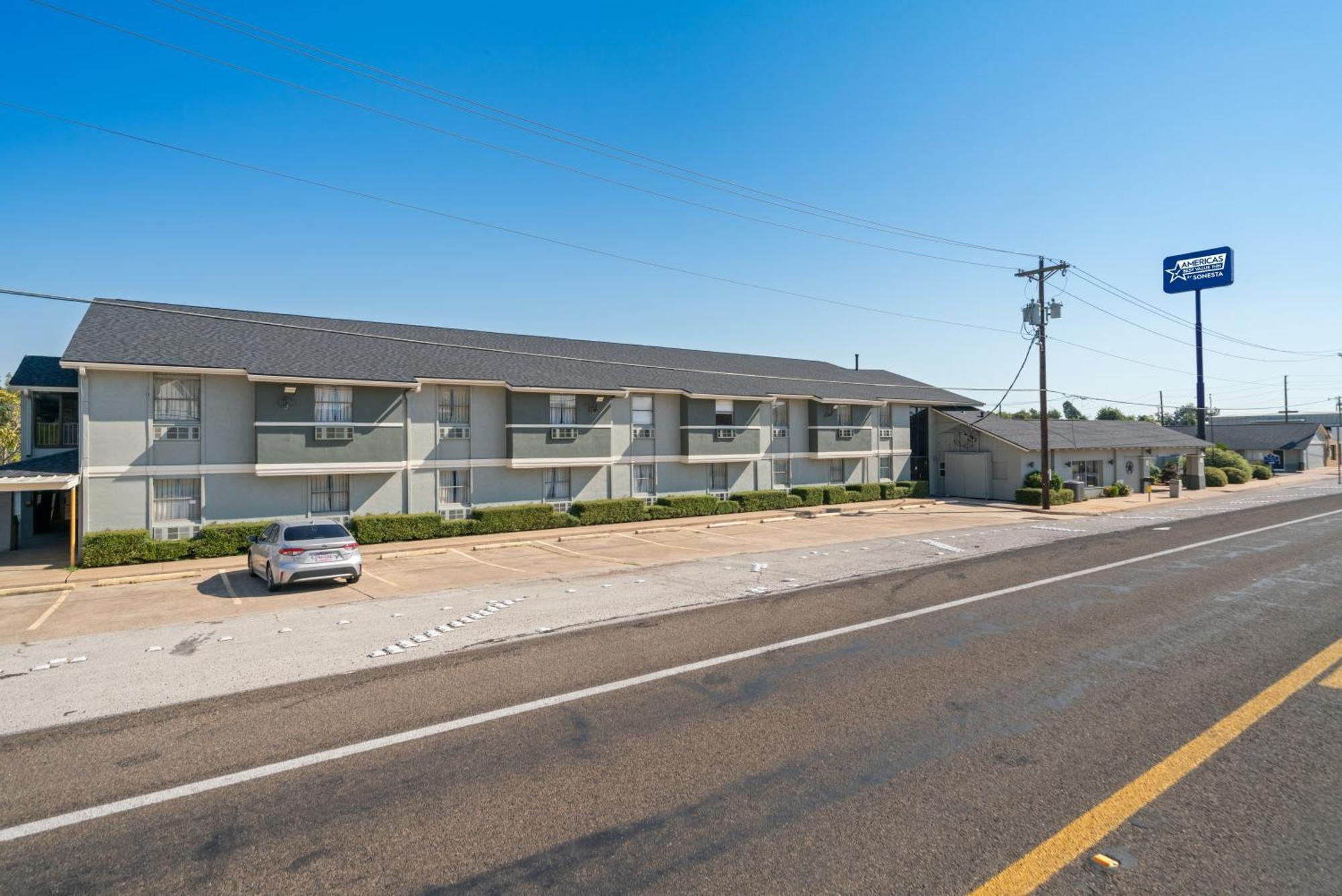 Americas Best Value Inn & Suites Brenham Dış mekan fotoğraf
