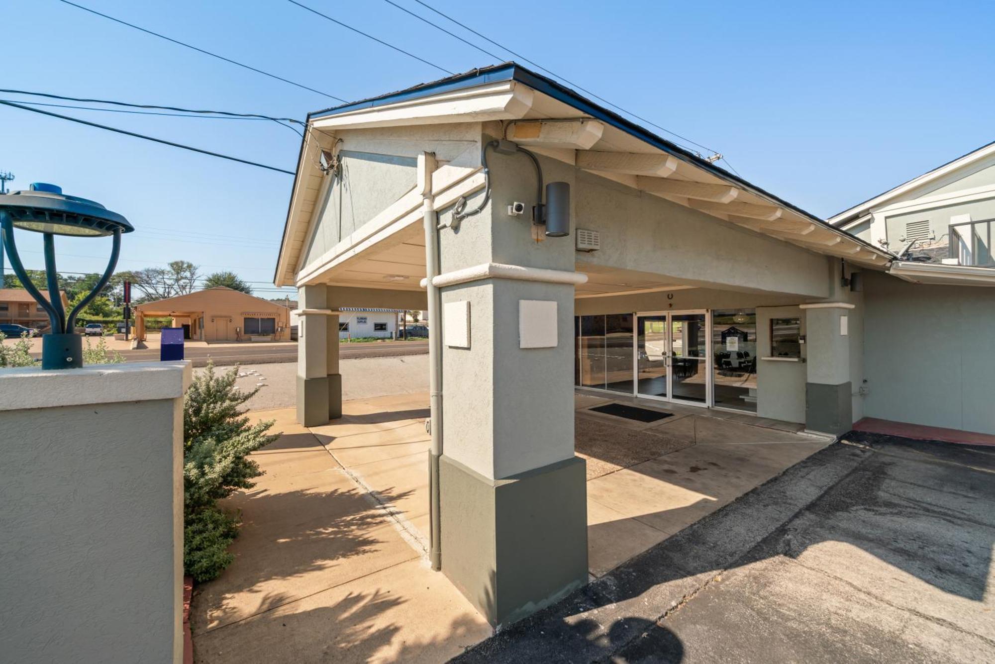 Americas Best Value Inn & Suites Brenham Dış mekan fotoğraf
