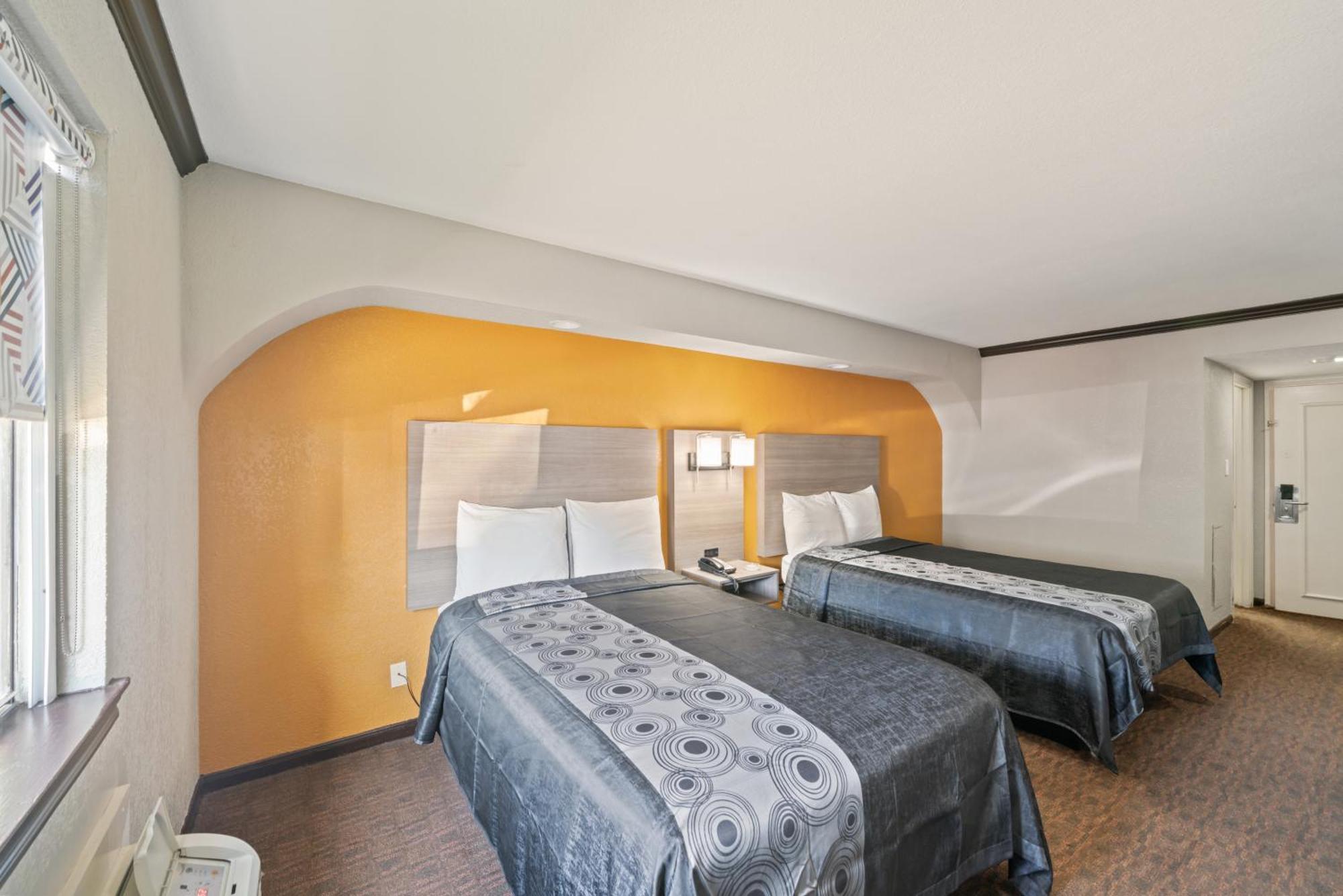 Americas Best Value Inn & Suites Brenham Dış mekan fotoğraf