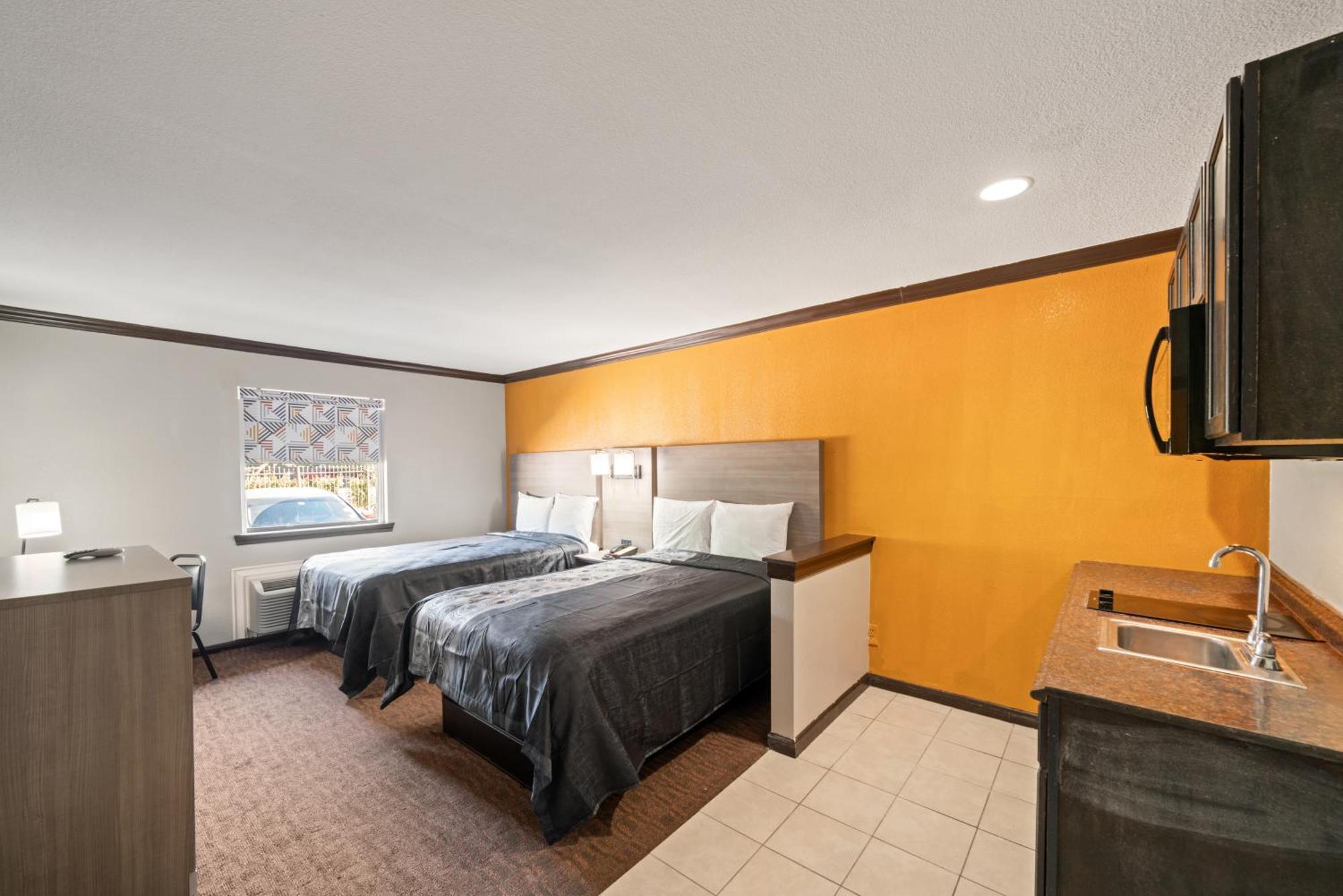 Americas Best Value Inn & Suites Brenham Dış mekan fotoğraf