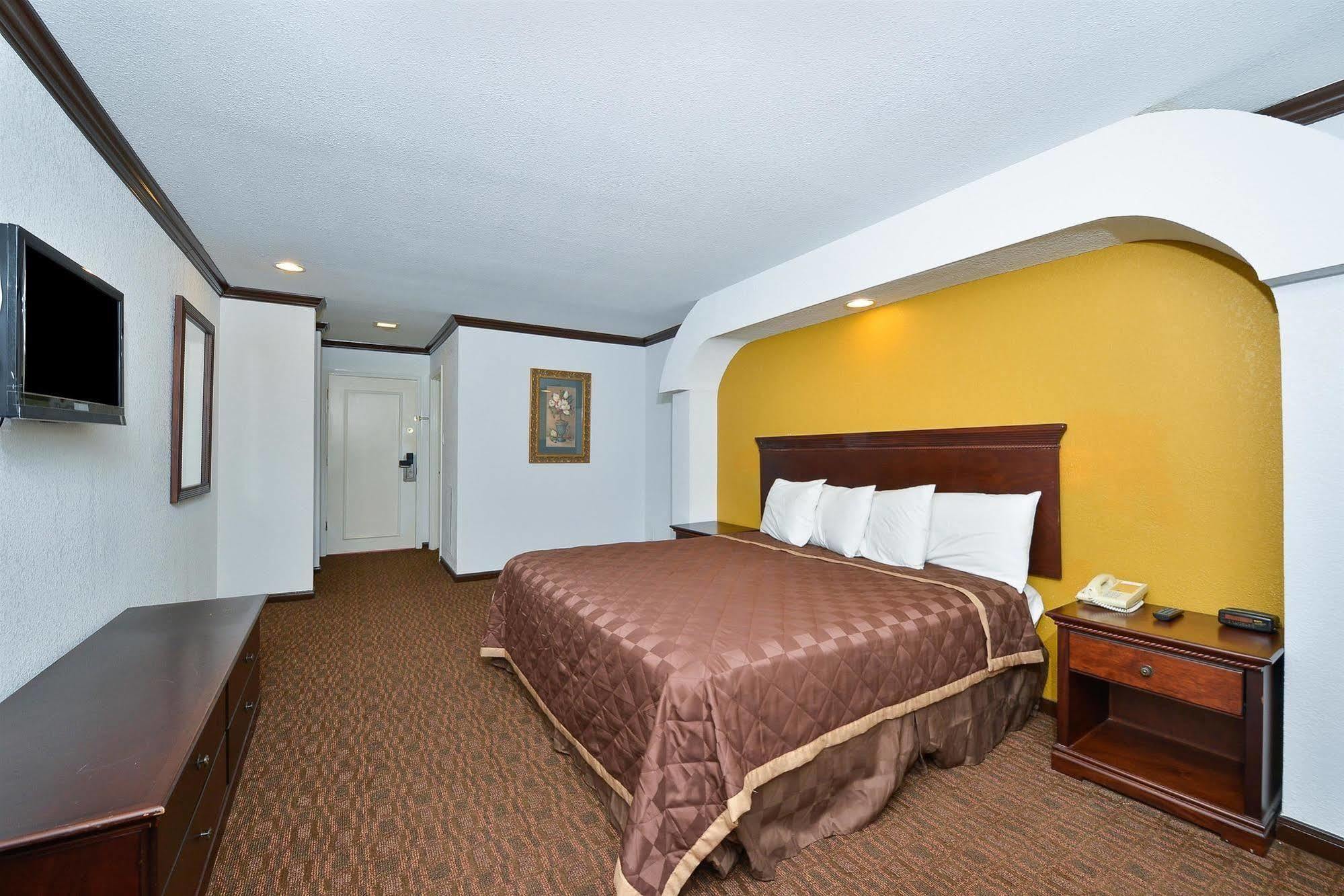 Americas Best Value Inn & Suites Brenham Dış mekan fotoğraf